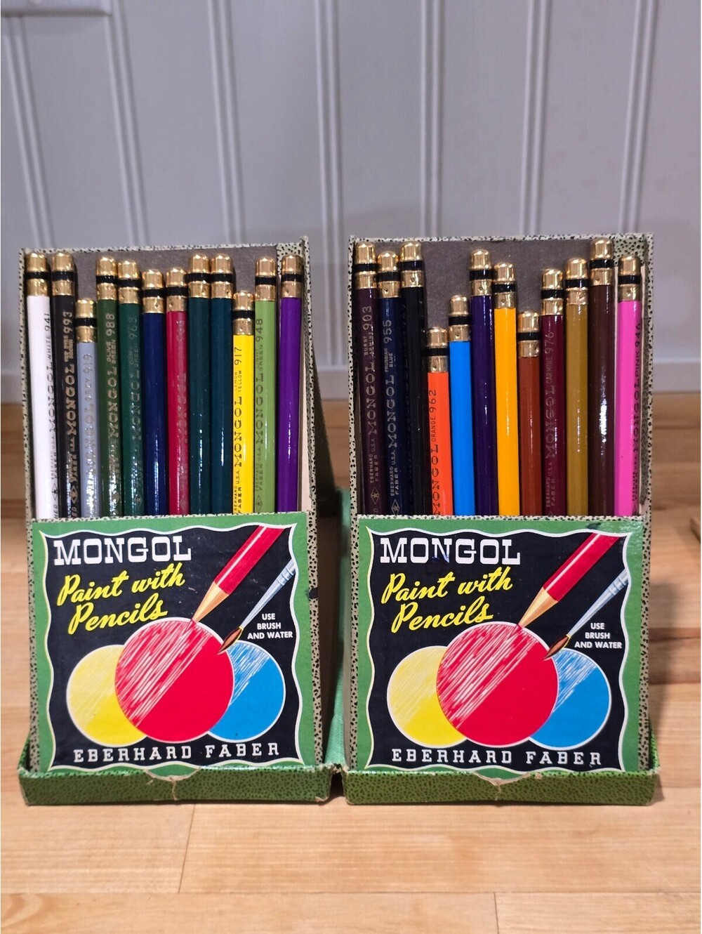 Vtg Eberhard Faber Mongol Colored Pencils Set of 24 Paint w/ Pencils #943 1950's